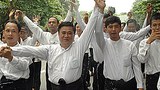 88-leaders-in-hands-305-z