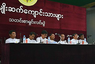 88-students-press-b305 88-students-press-b305