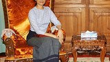 ASSK_sitting_305px.jpg