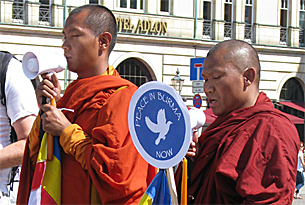 abma_monks_germany_305_z.png abma_monks_germany_305_z.png
