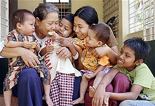 aids_orphan_305_z.jpg aids_orphan_305_z.jpg