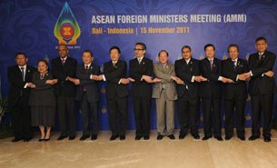 asean-bali-305 asean-bali-305
