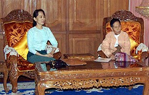 assk_aung_shwe_305px.jpg assk_aung_shwe_305px.jpg