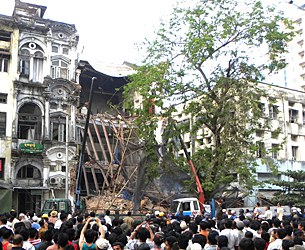 building_collapse_305px.jpg building_collapse_305px.jpg