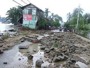 cyclone_giri_kyaukphyu_305_z.png cyclone_giri_kyaukphyu_305_z.png