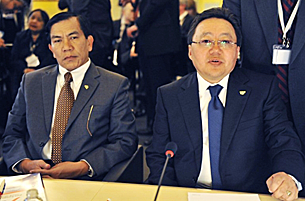 elbegdorj_mongolia_nyan_win_305_z-.png elbegdorj_mongolia_nyan_win_305_z-.png