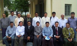 exile-88-meet-ministers-0902-b305 exile-88-meet-ministers-0902-b305
