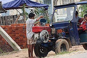 gasoline_fuel_vehicle_305_z gasoline_fuel_vehicle_305_z