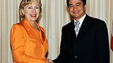 hillary_abhisit_305px.jpg