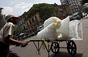 ice_cart_weather_305px.jpg ice_cart_weather_305px.jpg
