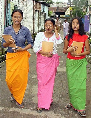 india_border_women_305px.jpg india_border_women_305px.jpg