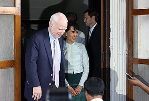 mccain-departs-assk-305-z mccain-departs-assk-305-z
