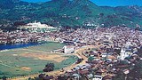 mogok_305px.jpg