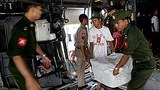 nargis_aid_army_305px.jpg