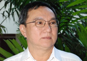 nay-zin-latt-asean-305 nay-zin-latt-asean-305