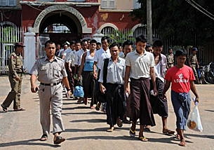 prisoners_amnesty_305_z.png prisoners_amnesty_305_z.png
