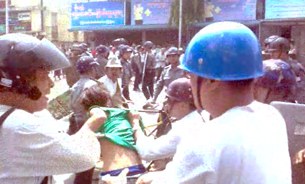 pyi-protest-police-b305 pyi-protest-police-b305