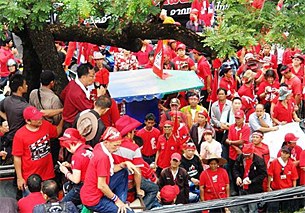 red_shirt_protest_305px.jpg red_shirt_protest_305px.jpg