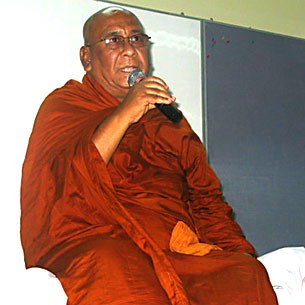 sitagu_sayadaw_ait_305px.jpg sitagu_sayadaw_ait_305px.jpg