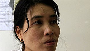 su-su-nway-closeup-b305 su-su-nway-closeup-b305