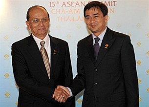 thein_sein_abhisit_huahin_305px.jpg thein_sein_abhisit_huahin_305px.jpg