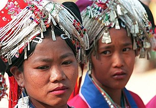 tribe_women_305_z.jpg tribe_women_305_z.jpg