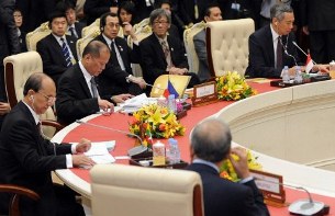 u-thein-sein-asean-cambodia-b305 u-thein-sein-asean-cambodia-b305