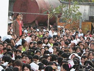 workers_strike_2_305_z workers_strike_2_305_z