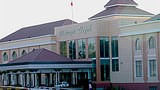 yadanapon_bldg_305px.jpg