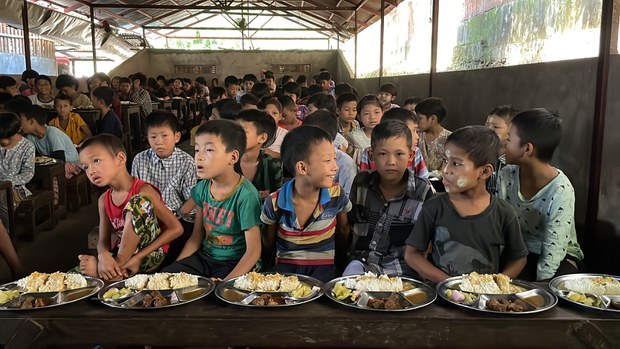စစ်ဘေးသင့်ကလေးတွေ ခိုလှုံရာ ချစ်ခြင်းမေတ္တာ ပရဟိတဂေဟာ စစ်ဘေးသင့်ကလေးတွေ ခိုလှုံရာ ချစ်ခြင်းမေတ္တာ ပရဟိတဂေဟာ