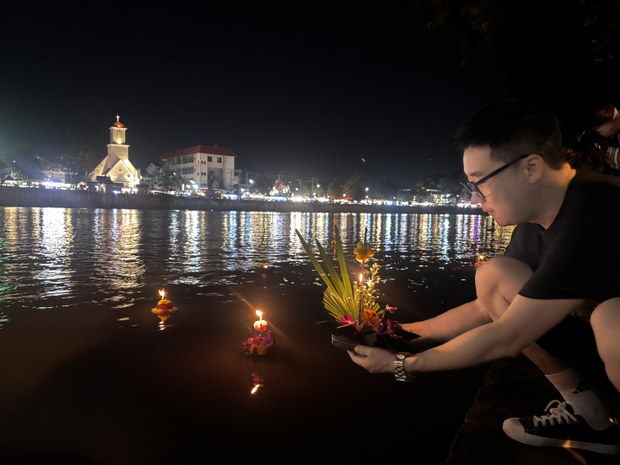 လွယ်ကထုံပွဲကို ထိုင်းနိုင်ငံရောက်မြန်မာတွေ ပါဝင်ဆင်နွှဲ လွယ်ကထုံပွဲကို ထိုင်းနိုင်ငံရောက်မြန်မာတွေ ပါဝင်ဆင်နွှဲ