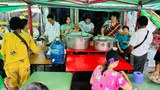 အမျိုးသမီးငယ်တစ်ဦးရဲ့ ငါးရာကျပ်တန် ထမင်းဆိုင်