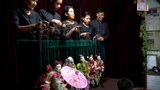 မြန်မာ့ရုပ်သေးတင်ဆက်နေတဲ့ ထွေးဦးမြန်မာရုပ်သေးအဖွဲ့
