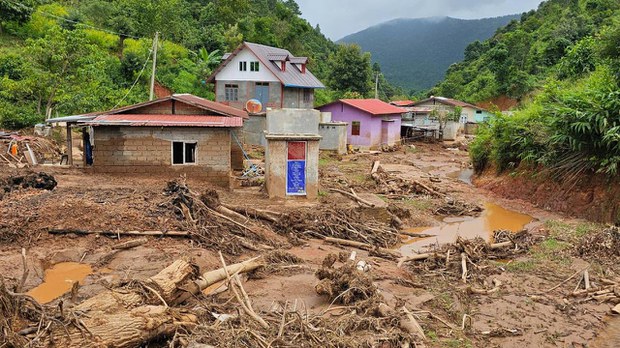 ပင်လယ်ရေအမြင့် ပေလေးထောင်အထက်မှာ ရေကြီးရတဲ့ ကလောမြို့ ပင်လယ်ရေအမြင့် ပေလေးထောင်အထက်မှာ ရေကြီးရတဲ့ ကလောမြို့