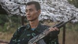 ကျောင်းဆရာဘဝကနေ တော်လှန်ရေးသမားဖြစ်လာသူ ကိုမြဖြိုးကို