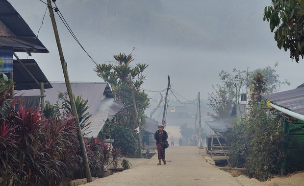 နယ်စပ်ဆေးရုံတွေ ပိတ်လိုက်တဲ့နောက် ဆေးကုသဖို့လိုအပ်တဲ့ ဒုက္ခသည်တချို့ အသက်ဆုံးရှုံး နယ်စပ်ဆေးရုံတွေ ပိတ်လိုက်တဲ့နောက် ဆေးကုသဖို့လိုအပ်တဲ့ ဒုက္ခသည်တချို့ အသက်ဆုံးရှုံး