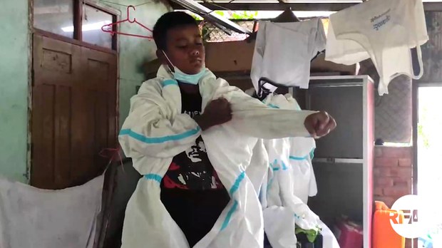 tun-lin-naing-ppe-wear.jpg tun-lin-naing-ppe-wear.jpg