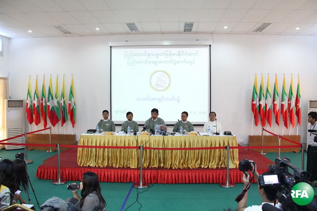 election-commission-press-620.jpg election-commission-press-620.jpg