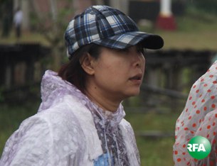 pargyi-wife-305.jpg pargyi-wife-305.jpg