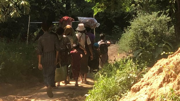 ချောက်မှာ စစ်ကြောင်းထိုး သတ်ဖြတ်မှုတွေကြောင့် လူရှစ်ထောင်ခန့် ထွက်ပြေးနေရ ချောက်မှာ စစ်ကြောင်းထိုး သတ်ဖြတ်မှုတွေကြောင့် လူရှစ်ထောင်ခန့် ထွက်ပြေးနေရ