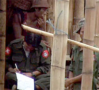 army_officer_200px.jpg army_officer_200px.jpg