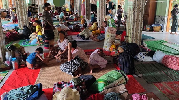 စစ်ကိုင်းတိုင်းမှာ ဗုံးကြဲတိုက်ခိုက်မှုကြောင့် တစ်ဦးသေဆုံး၊ ဒေသခံ ခုနစ်ထောင်ခန့် ထွက်ပြေးနေရ စစ်ကိုင်းတိုင်းမှာ ဗုံးကြဲတိုက်ခိုက်မှုကြောင့် တစ်ဦးသေဆုံး၊ ဒေသခံ ခုနစ်ထောင်ခန့် ထွက်ပြေးနေရ