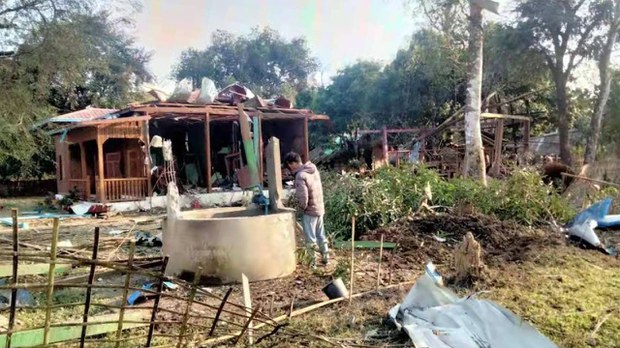 ဖားကန့်မှာ စစ်တပ်က လေကြောင်းသုံး တိုက်ခိုက် ဖားကန့်မှာ စစ်တပ်က လေကြောင်းသုံး တိုက်ခိုက်