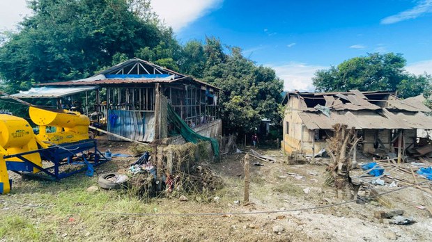 နောင်ချိုမြို့ နှစ်ရက်ဆက်တိုက် ဗုံးကြဲခံရ နောင်ချိုမြို့ နှစ်ရက်ဆက်တိုက် ဗုံးကြဲခံရ