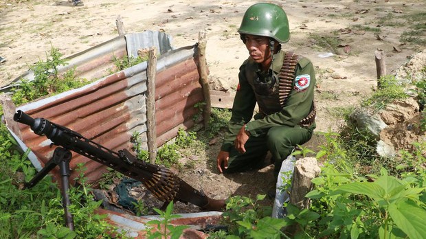 မောင်တောတိုက်ပွဲ AA နဲ့ မဟုတ်၊ ARSA နဲ့ တိုက်ခိုက်ခဲ့တာလို့ဆို မောင်တောတိုက်ပွဲ AA နဲ့ မဟုတ်၊ ARSA နဲ့ တိုက်ခိုက်ခဲ့တာလို့ဆို