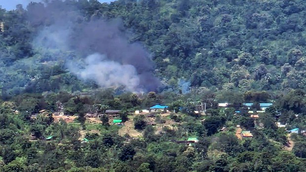 မြိုင်မြို့နယ်မှာ စစ်ကောင်စီတပ်က အရပ်သား ၅၀ ကျော်ကို ဖမ်းဆီးထား မြိုင်မြို့နယ်မှာ စစ်ကောင်စီတပ်က အရပ်သား ၅၀ ကျော်ကို ဖမ်းဆီးထား