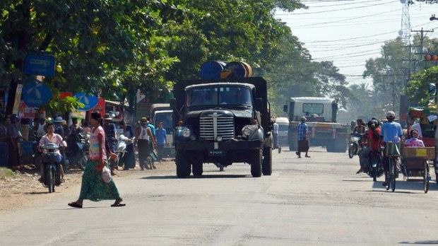 ဖြူးမြို့မှာ လမ်းသွားလမ်းလာ ဒေသခံ ခြောက်ဆယ်ခန့် ဖမ်းဆီးခံရ