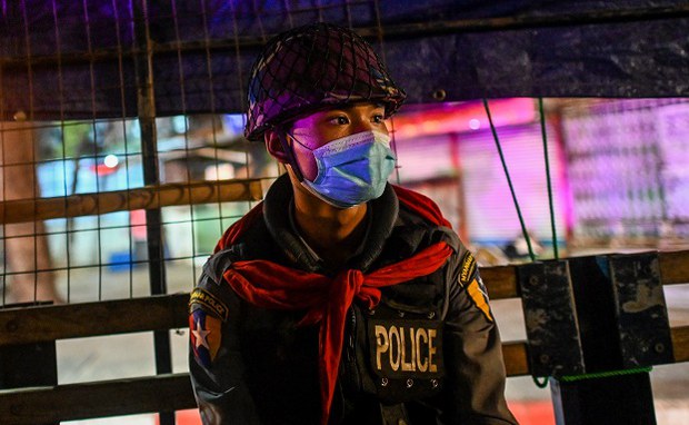 police-coronavirus-622.jpg