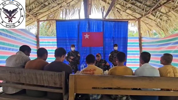 သပိတ်ကျင်းမှာ ပြည်သူ့စစ်သင်တန်းဆင်း ခုနစ်ဦး ဖမ်းဆီးခံထားရ သပိတ်ကျင်းမှာ ပြည်သူ့စစ်သင်တန်းဆင်း ခုနစ်ဦး ဖမ်းဆီးခံထားရ