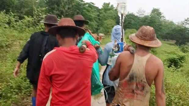 ကျောက်ကြီးမှာ လက်နက်ကြီးကြောင့် နှစ်ဦး သေ၊ လေးဦး ဒဏ်ရာရ ကျောက်ကြီးမှာ လက်နက်ကြီးကြောင့် နှစ်ဦး သေ၊ လေးဦး ဒဏ်ရာရ
